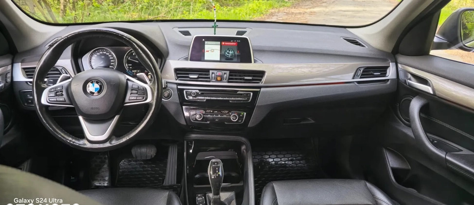 BMW X1 cena 99000 przebieg: 70000, rok produkcji 2018 z Narol małe 211